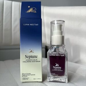 Neptune Hydrate & Blur Hyaluronic Acid Serum - Blue and White